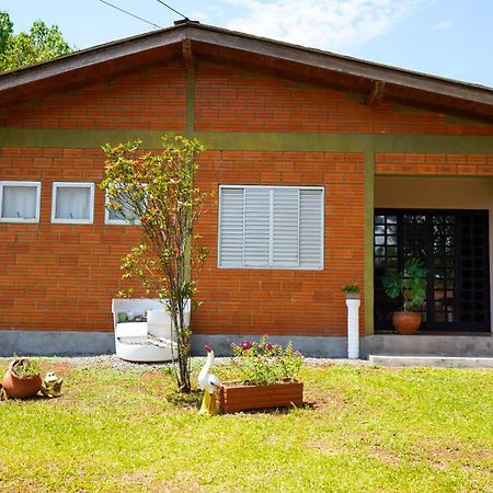 Iguazu Alojamiento "La Casa" Βίλα Πουέρτο Ιγκουασού Δωμάτιο φωτογραφία